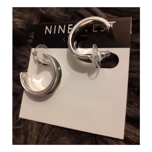 💕NWT Nine West Hoop Earrings - Picture 2 of 5